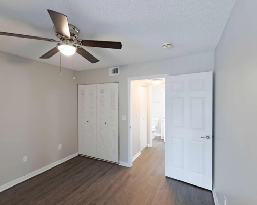 2 Bedroom Apartment in Sarasota, Florida 34237